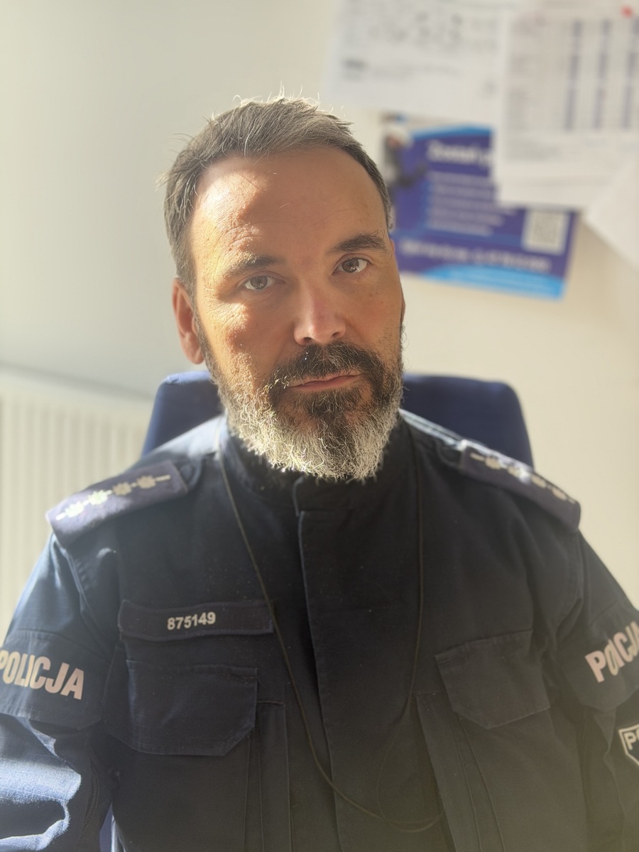 Policjant w czasie wolnym zatrzymał kierującego z zakazem sądowym